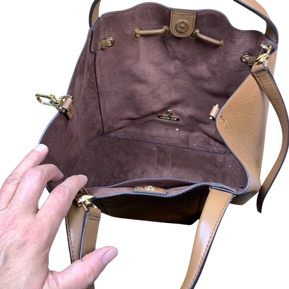 Michael Kors Brown Phoebe Large Leather  Bucket Bag Shoulder Crossbody - Picture 7 of 12